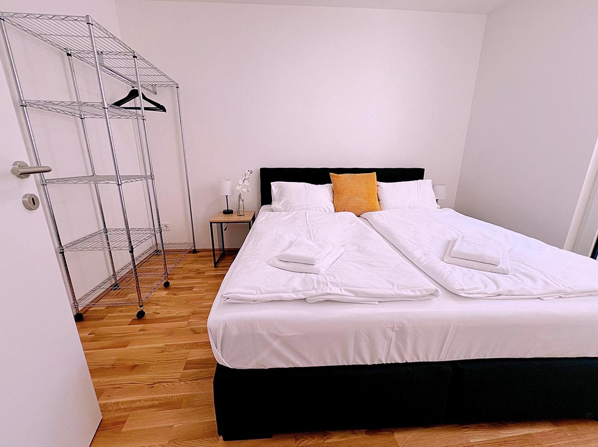 Modern, New, Next To Metro - Gg13 Apartments 비엔나 외부 사진